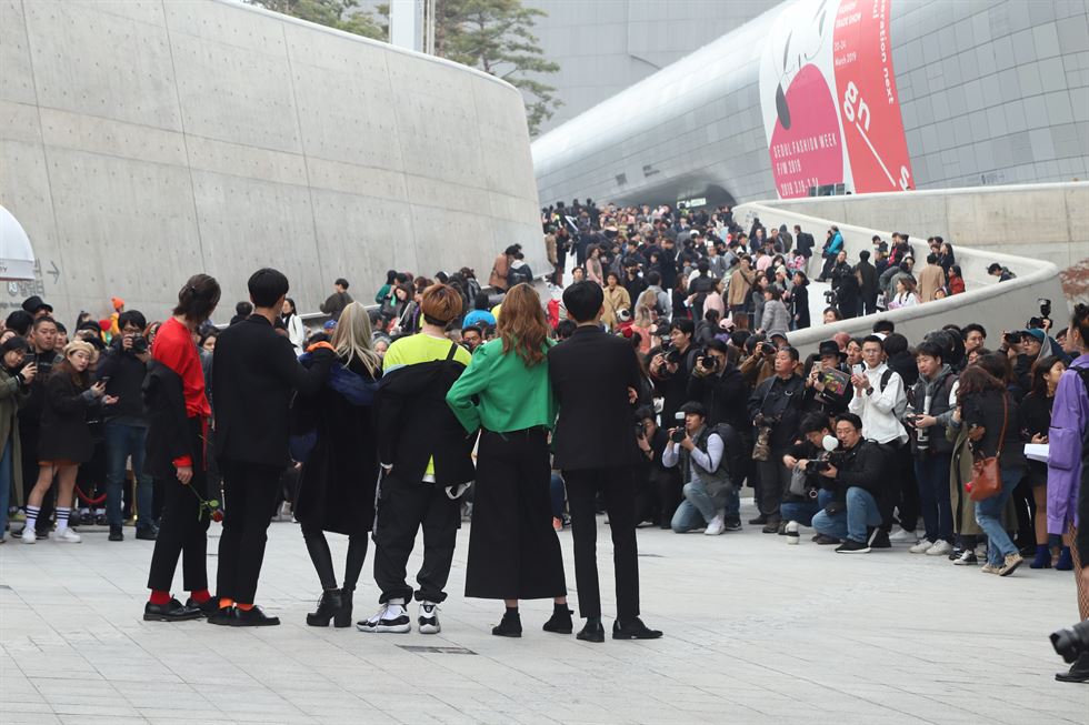 Dongdaemun Plaza- địa điểm nổi tiếng của các tín đồ thời trang Hàn Quốc